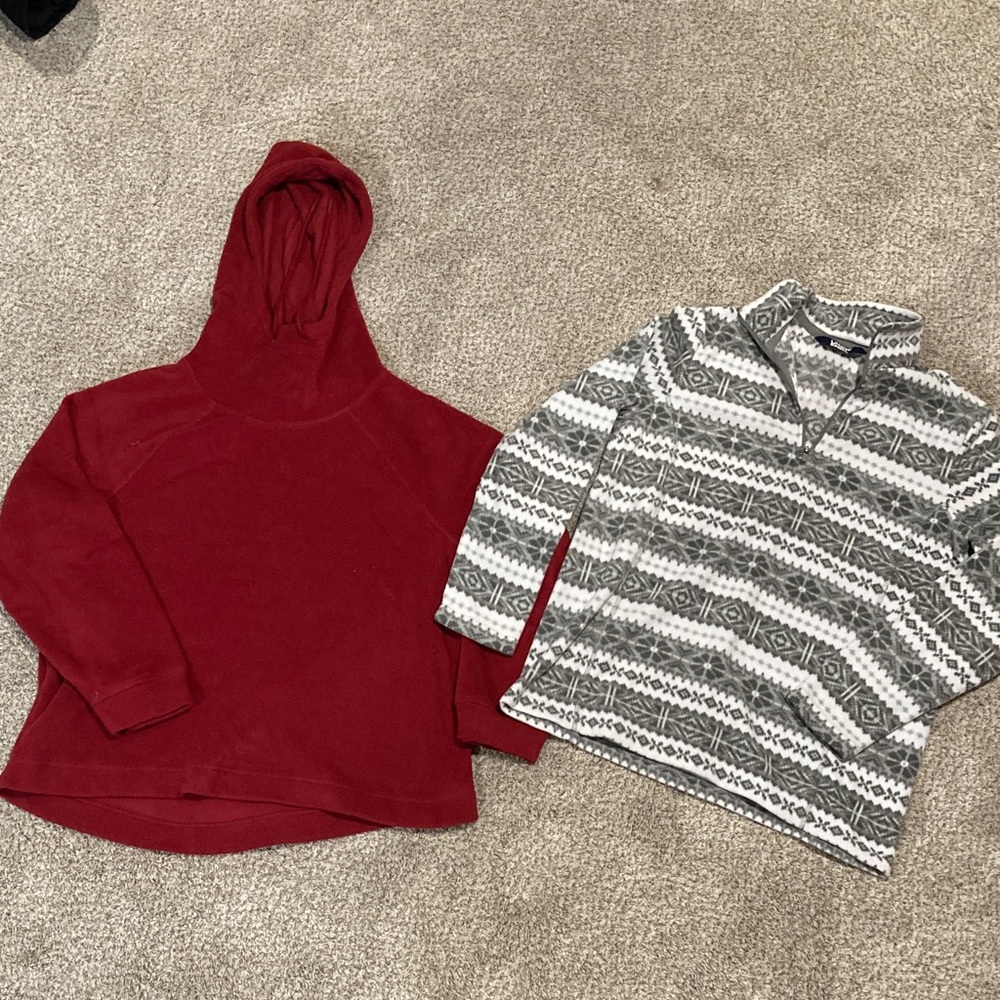 Red Hoodie and Gray Patterned fleece Pullover set